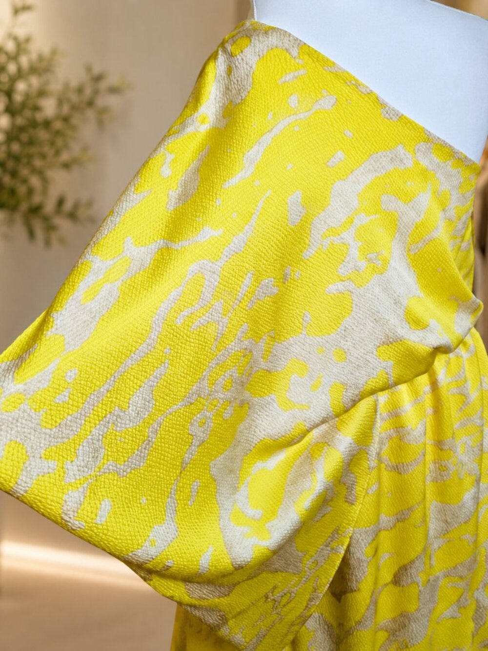 Tyche One-Shoulder Yellow Textured Dress – Size Large - Picture 4 of 5